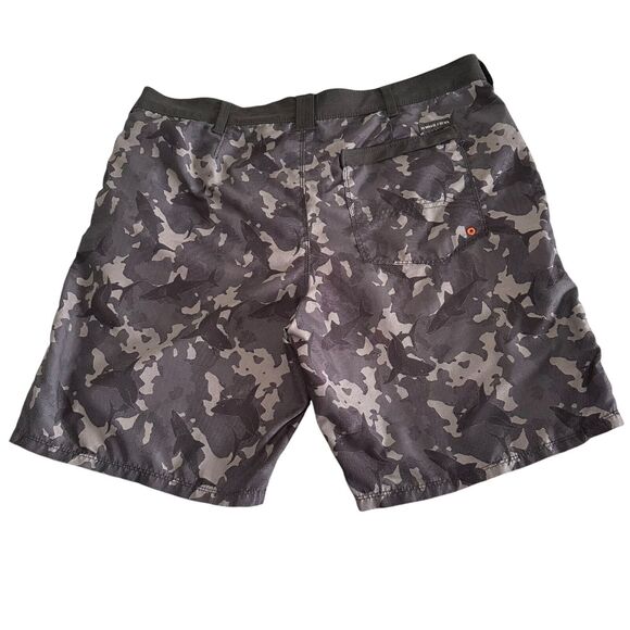 G. H. Bass & Co. Board Shorts Men's Size 38 Black/Gray Camo Sharks Fishing Surf - Picture 2 of 4